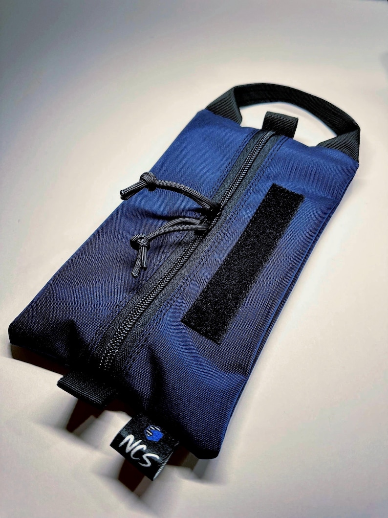 Navy Blue/Black thread