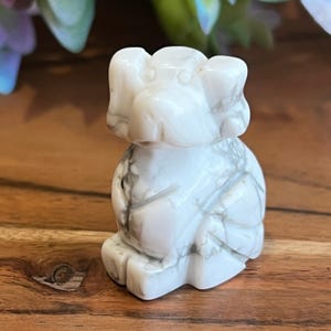 Howlite Dog Carving, Crystals and Gemstones, Natural Crystal, Druzy Dog Carving, Crystal Carving, Jewelry, Howlite, Dog, Altar