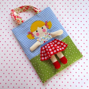 Dolly on a Bag - Tote bag sewing pattern, child&#39;s bag, easy to make bag - PDF Instant Download