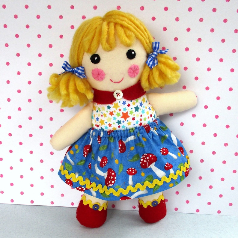 2 PATTERN DEAL Little Dolly and Dolly on a Bag Sewing Etsy UK
