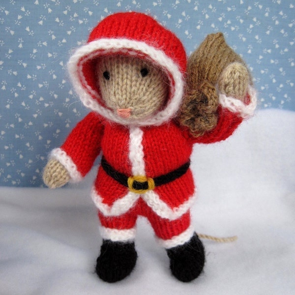 Santa Mouse - 7" (17cm) - doll mouse knitting pattern - knitted Christmas decoration