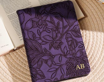Retro Embossed Flower Vegan Leather Kindle Case, kindle Colorsoft Case with Strap and Stand, Kindle 11th 6" 2024 Case