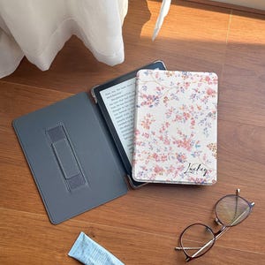 Blommigt Kindle Paperwhite-skal: Magnetisk/genomskinlig baksida, automatisk väckning/viloläge