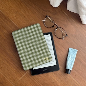 Simple Gingham Detachable Magnetic Kindle Case with Strap Kindle Paperwhite 12th 7'' Cover Kobo Clara BW Case Auto Wake/Sleep Gift for her