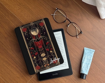 Couverture Kindle Paperwhite de style roman gothique : motif floral chauve-souris, dos magnétique