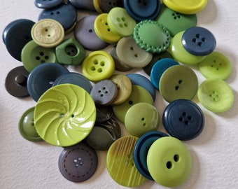 Vintage Button Collection 55 Green Tones Plastic Medium and Large sizes UK