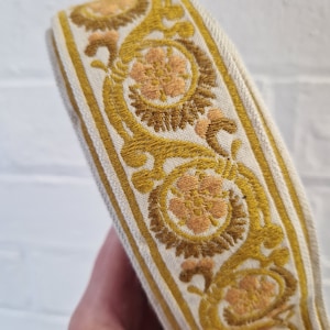 4 metros de acabamento vintage em três tons dourado bronze marrom motivo floral