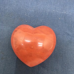 Bomboniere per matrimonio Cuori/ Regalo di San Valentino a forma di cuore per lui o lei/ Cuore per marito e moglie/ Cuori di giada/ Forma di cuore 3D intagliata a mano