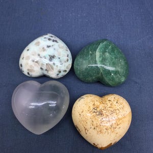 Bomboniere per matrimonio Cuori/ Regalo di San Valentino a forma di cuore per lui o lei/ Cuore per marito e moglie/ Cuori di giada/ Forma di cuore 3D intagliata a mano