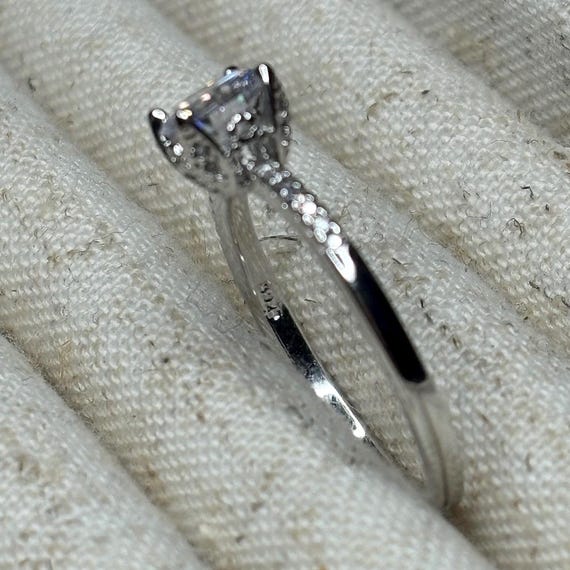 Sterling Silver Solitaire Ring - image 10