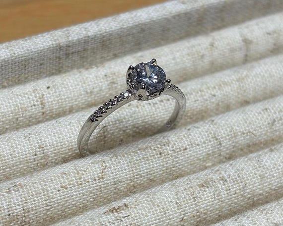 Sterling Silver Solitaire Ring - image 7