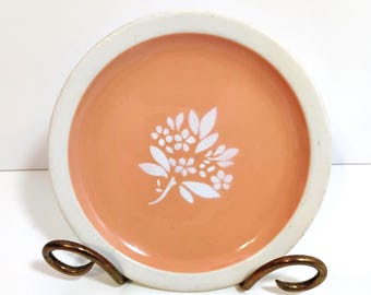 Plato de pan antiguo con el diseño "Coral" de la compañía ferroviaria Illinois Central Railroad, fabricado por Syracuse China.