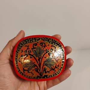 2&quot; Handmade Painted Paper Mache Box, Kashmir Paper mache Jewelry Box