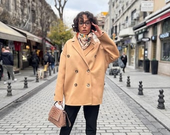 Women's Cashmere Winter Coat: Elegant Tailored Fit Outerwear