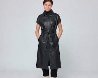 Svart lädertrenchcoat för kvinnor, ärmlös läderklänning, kortärmad jacka i äkta läder, minimalistisk lädervästjacka, kappa med skärp