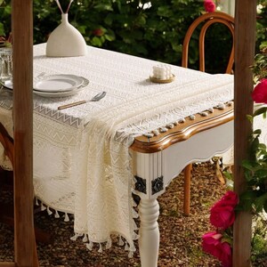 Beige Handmade Lace Vintage Tablecloth – Elegant Rectangular Table Cover for Dining, Wedding, Party & Banquet Decor