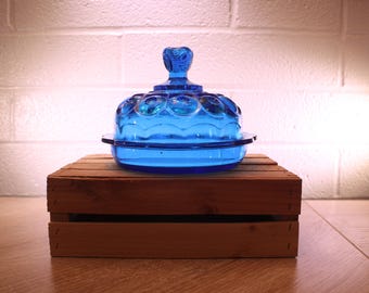Vintage L.E. Smith Moon & Stars Blue Round Covered Dish