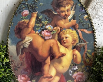 Vintage Style Cherub print with Roses flu cover