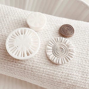 Ruffle Circle Wicker Shaped Polymer Clay Cutter   | Polymer Clay Cutter | Embossed Clay Cutter Rattan Pattern Clay Cutter