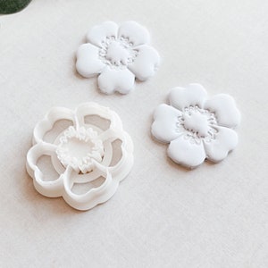 Poppy Flower Shaped Polymer Clay Cutter | Centre Stamen Cutter | Embossed Clay Cutter | Floral Clay Cutter | Canadian Clay Cutter