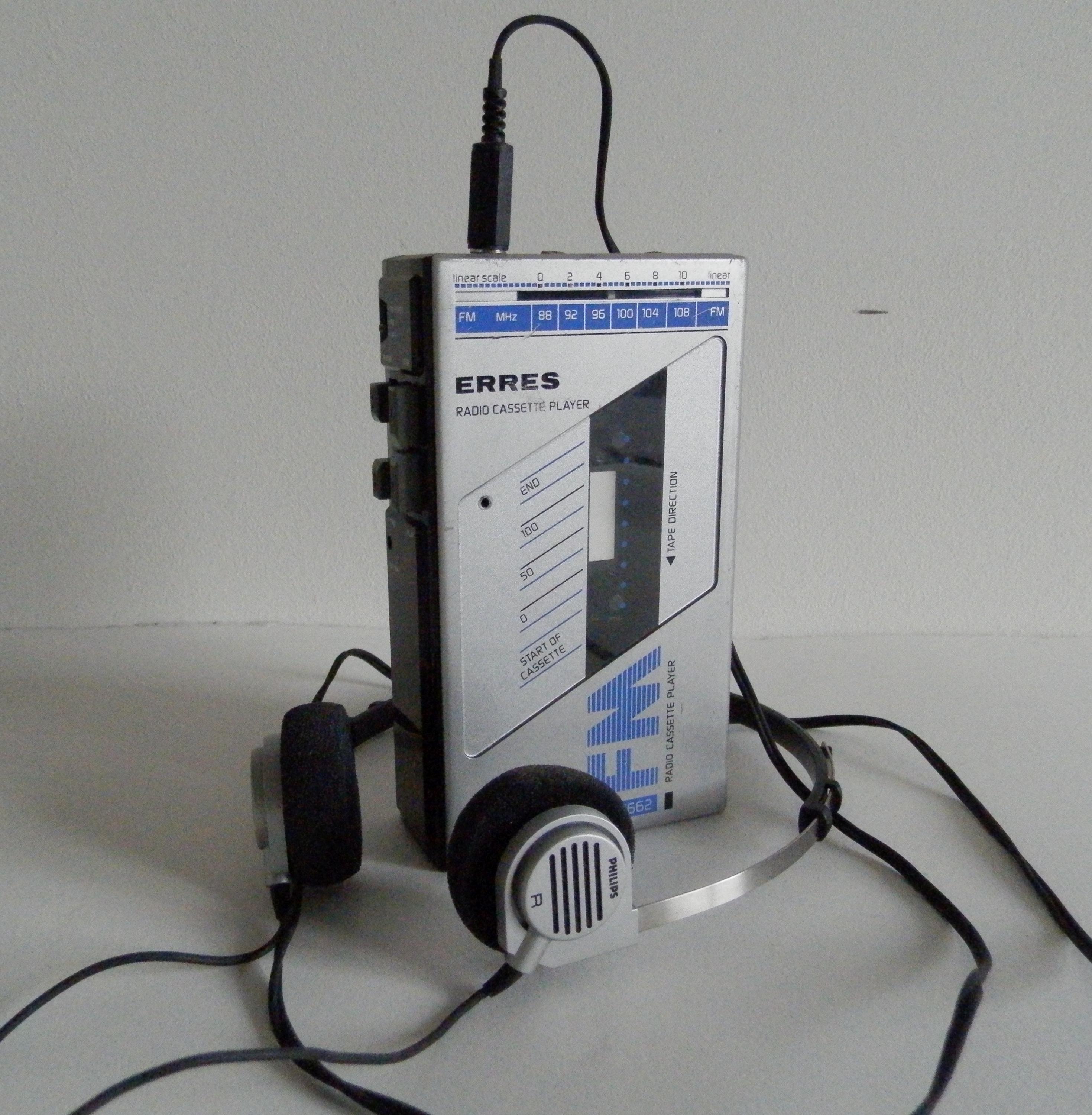 Rare Vintage Walkman Erres/philips TR-6662 'streetmachine' 1983