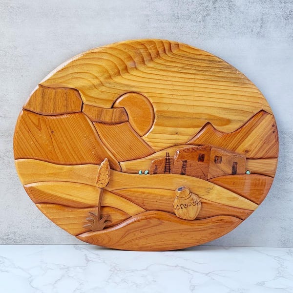 Southwestern Intarsia Holz Wandkunst - Handgefertigte Adobe Landschaft, Naturholz Inlay Wüstenszene