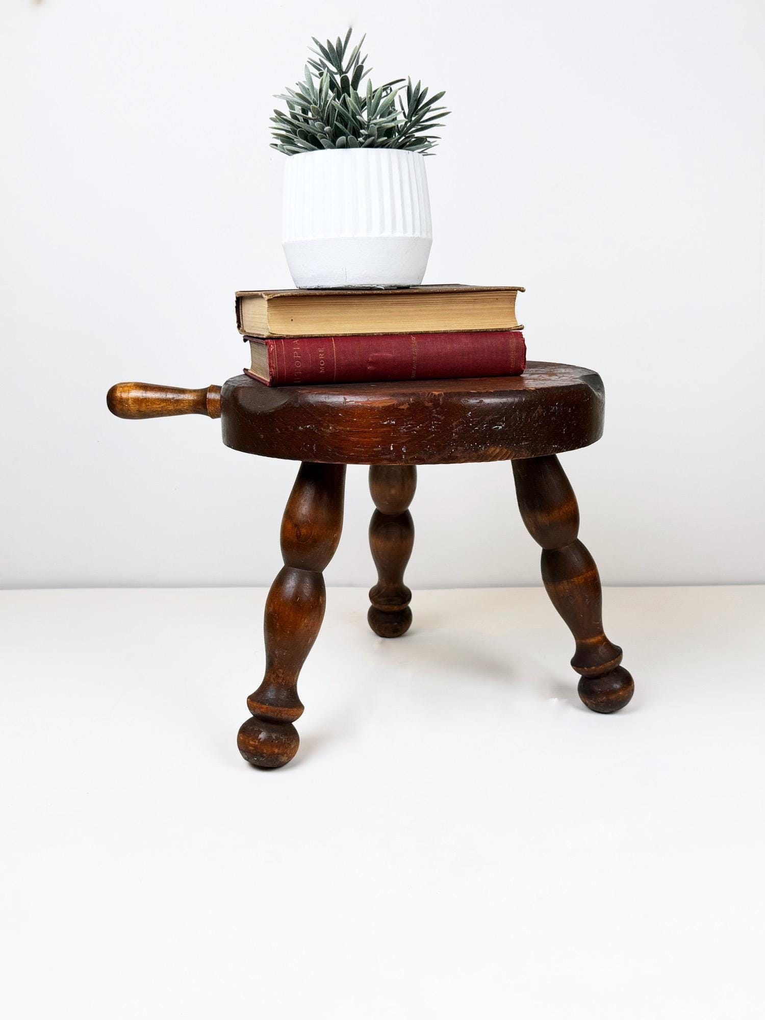 Three legged stool - Etsy 日本