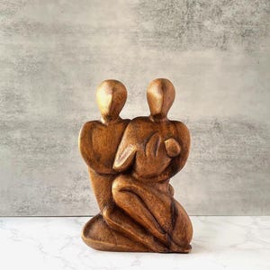 Vintage Hand-Carved Wooden Family Sculpture – Abstract Indonesian Wood Art, Minimalist Couple and Baby Figurine, Organic Home Decor