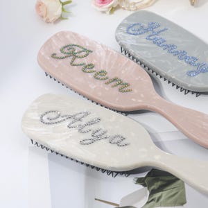 Personalized Rhinestone Hair brush,Bridesmaid Gifts Personalized,Bridesmaid Thank You Gift,Wedding Party Hair Accessories,Gift for her