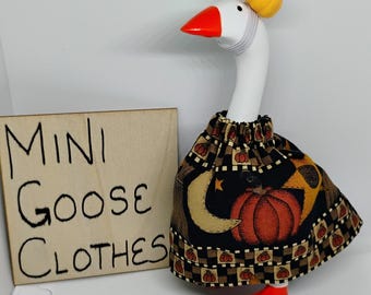 Festive Dress and Pumpkin Headband for 7 Inch Desk Goose Clothes