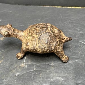 Vintage Ashanti Bronze Turtle from Ghana - Gold Weight with Unique Design 4.5&quot;