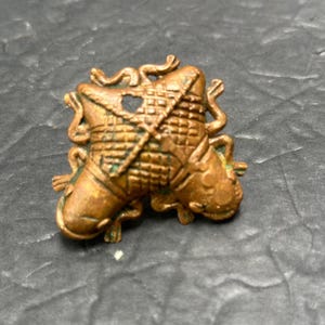 Vintage Ashanti Bronze Siamese Frogs Ring | Ghanaian Tribal Figural Jewelry | Lost Wax Casting