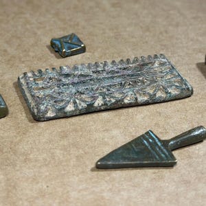 Antique African Akan Ashanti Gold Weights, 5 Small Pieces