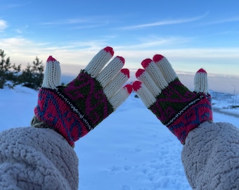 Hand Knit Wool Winter Gloves: Thick Insulated Mittens
