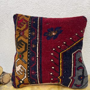Kilim Throw Pillow,  Rustic Throw Pillows , Throw Pillow Cover, Decorative Couch Throw Pillows , Outdoor Farmhouse Pillows,  Accent Pillows