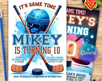 Puede incluir: Una tarjeta de invitación de cumpleaños con un casco de hockey azul, dos palos de hockey cruzados y un disco negro. El texto dice: IT'S GAME TIME, MIKEY IS TURNING 10, SATURDAY OCTOBER 25TH AT 05:00 PM, NOLAN'S HOUSE 1787 BROADWAY STREET, SAN DIEGO, TX 2738.