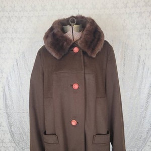 Vtg 1960s Brown wool coat with Mink Collar Medium Large image 2