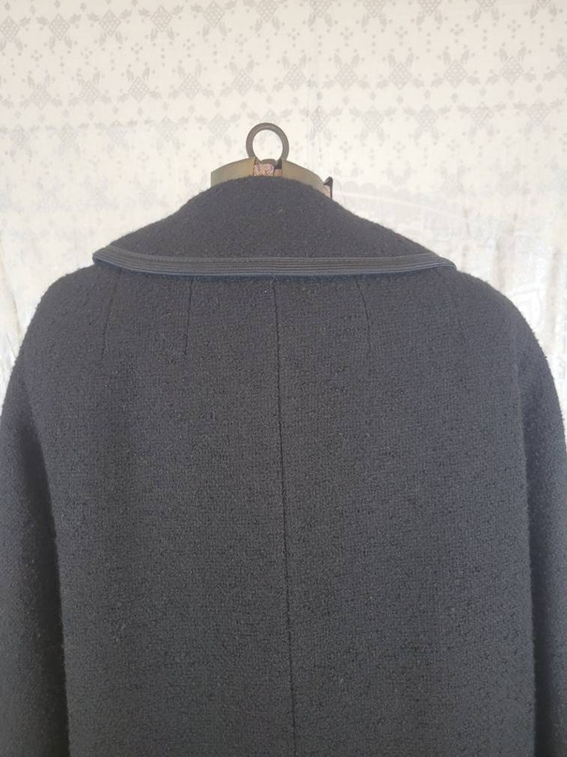 Vtg 1960s Black Wool swing coat with huge buttons Large image 5