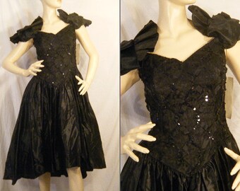 Vtg 1980s NOS Black satin Gown with Sequins and Lace Small Medium NWT