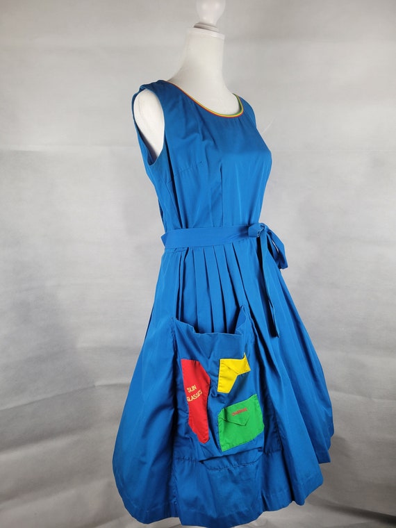 Vtg 1950s 60s Beach Wrap dress with fun novelty p… - image 5