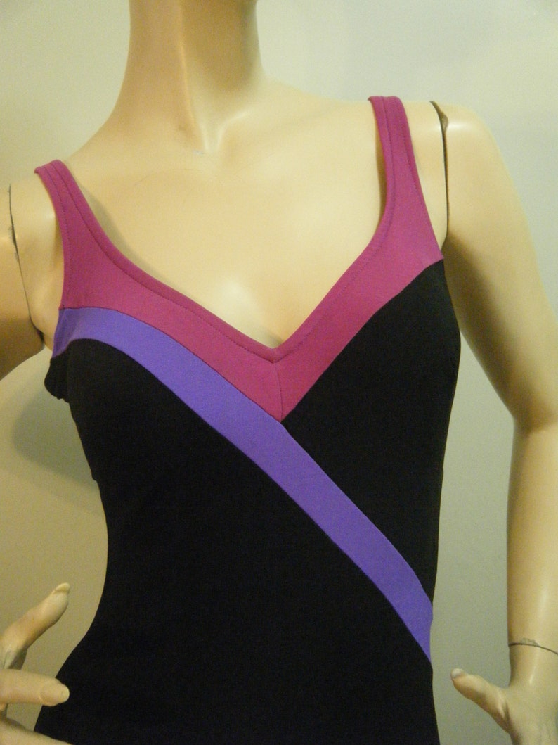 Vtg 70s 80s One piece colorblock Swim suit with skirted bottom small Medium image 3