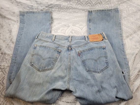 Vtg 90s Y2K LEVIS 501 jeans 40 x 32 semi distress… - image 1