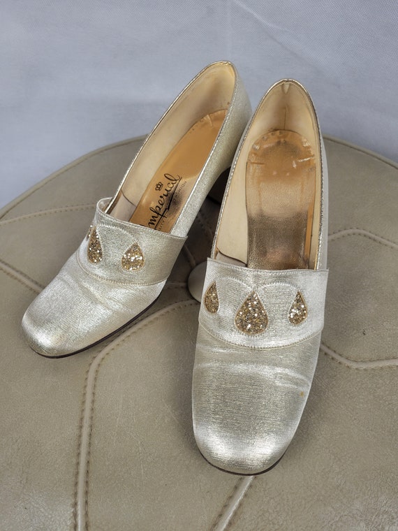 Vtg 1960s sparkling Gold chunky Heels sz 8