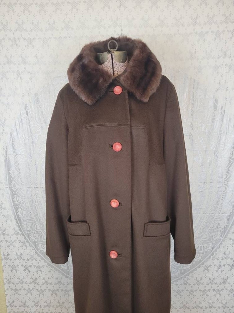 Vtg 1960s Brown wool coat with Mink Collar Medium Large image 2