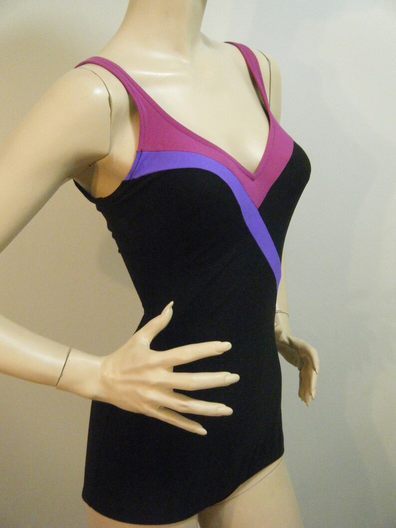 Vtg 70s 80s One piece colorblock Swim suit with skirted bottom small Medium image 5
