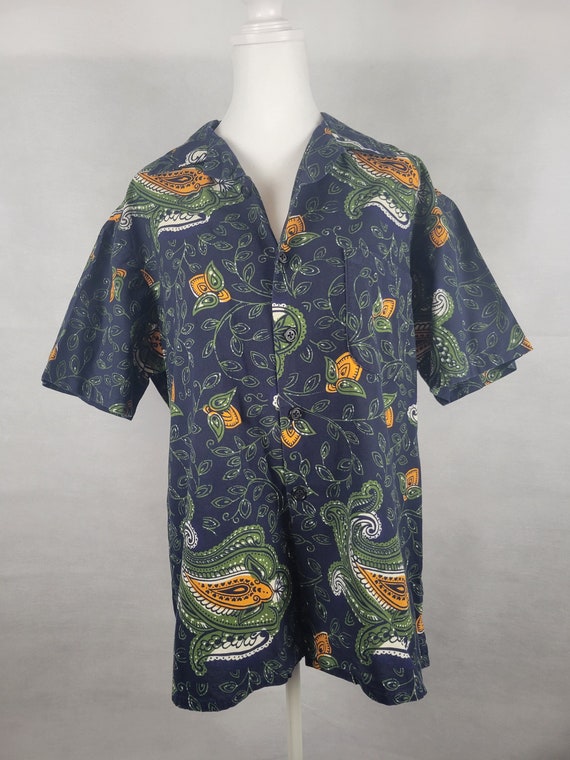 Vtg 1960s 70s Hawaiian print men's shirt med large - image 1