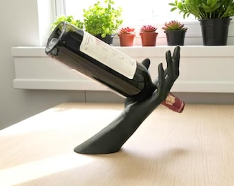 Modern handformad vinhållare: 3D-tryckt plastskulptur