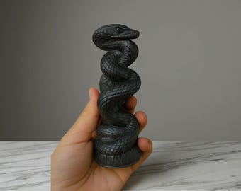 Spiralschlangenfigur: Gotische Schlangenskulptur, einzigartiges Reptiliendekor