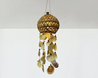 LED Seashell Wind Chime – Light-Up Coastal Wall Hanging, Nautical Home & Garden Decoration
