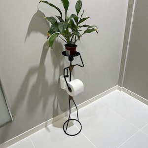 Decorative Toilet Paper Holder with Human Figure – Minimalist Bathroom Organizer – Spare Roll Storage Wall Mount